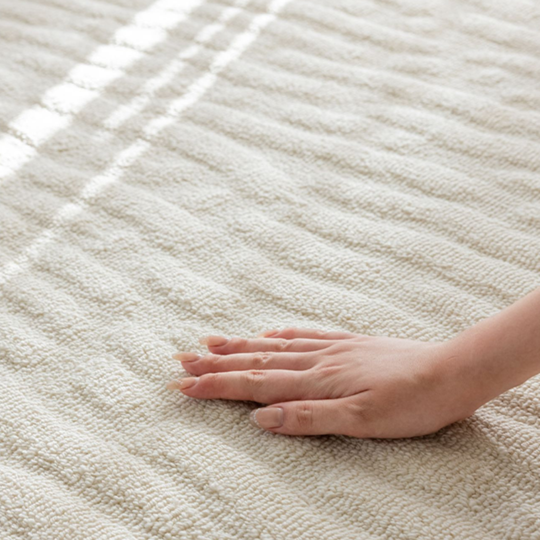 Cream Uneven Design Rug AM063 