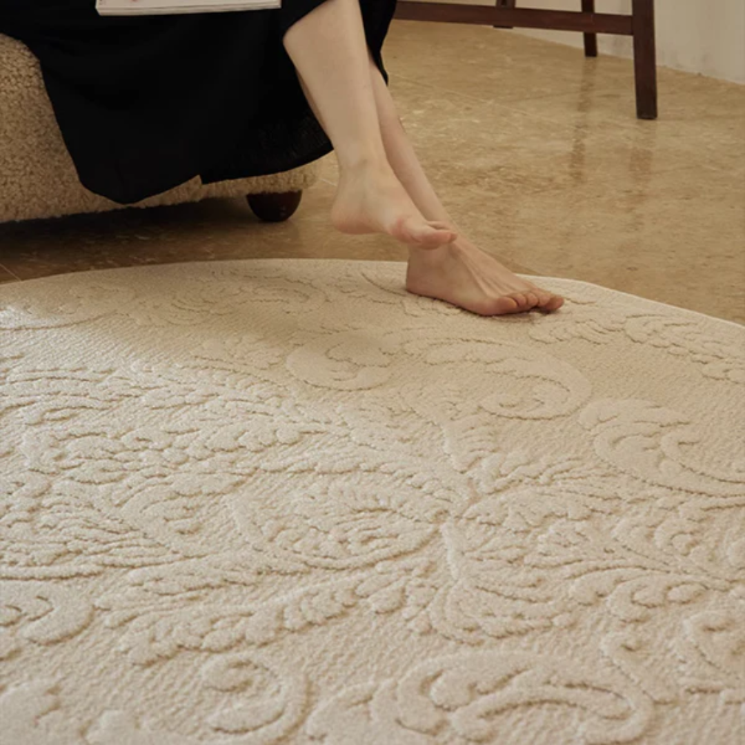 Classical Embossed Damask Round Rug 