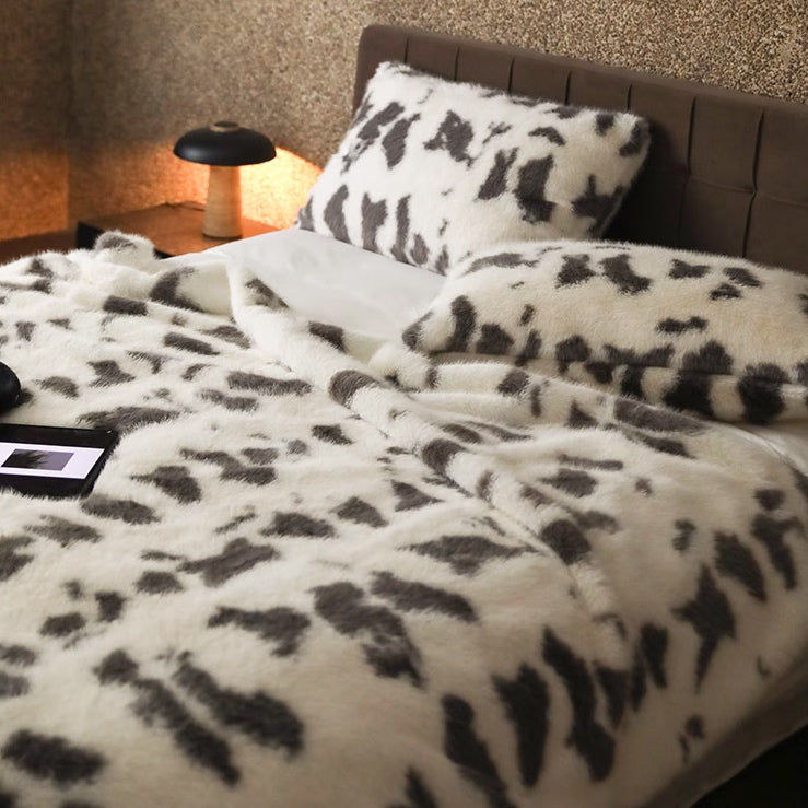 6design animal print fur blanket 