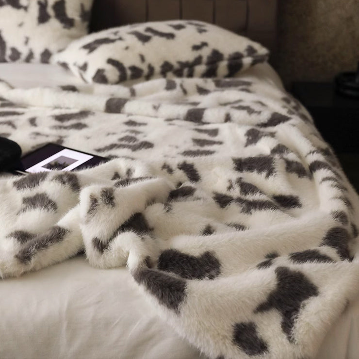 6design animal print fur blanket