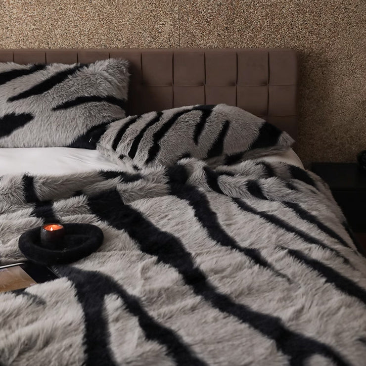 6design animal print fur blanket 