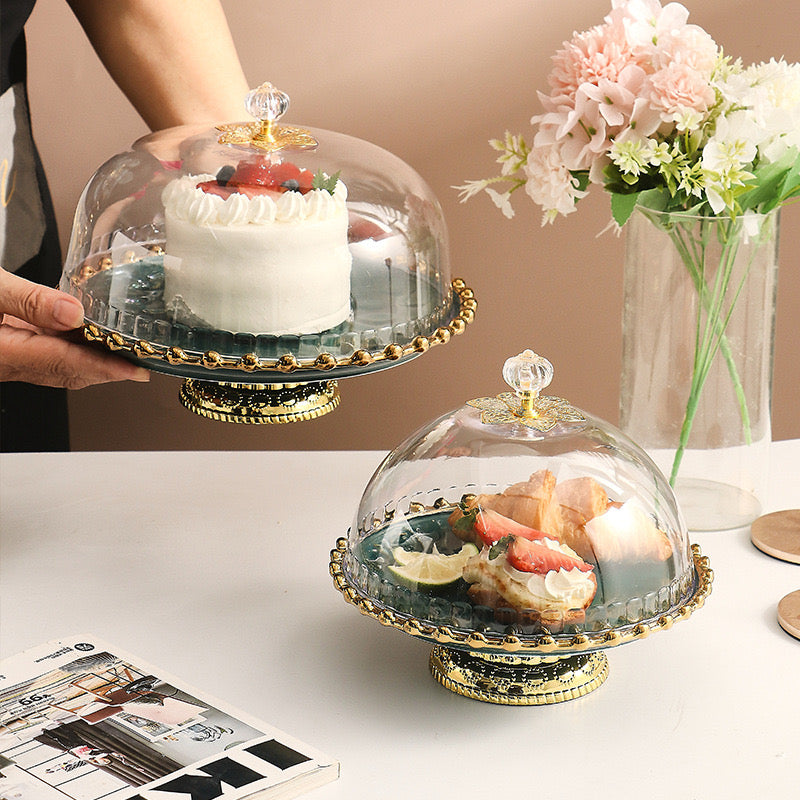 gold accent cake stand 